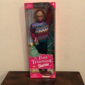 Tree Trimming Barbie 1998. Special Edition!